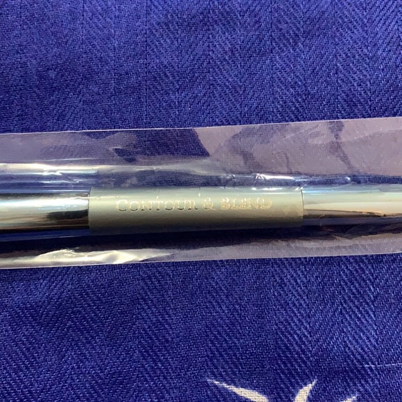 ALAMAR COSMETICS + FARAH Makeup Brushes Brand New - Picture 6 of 6